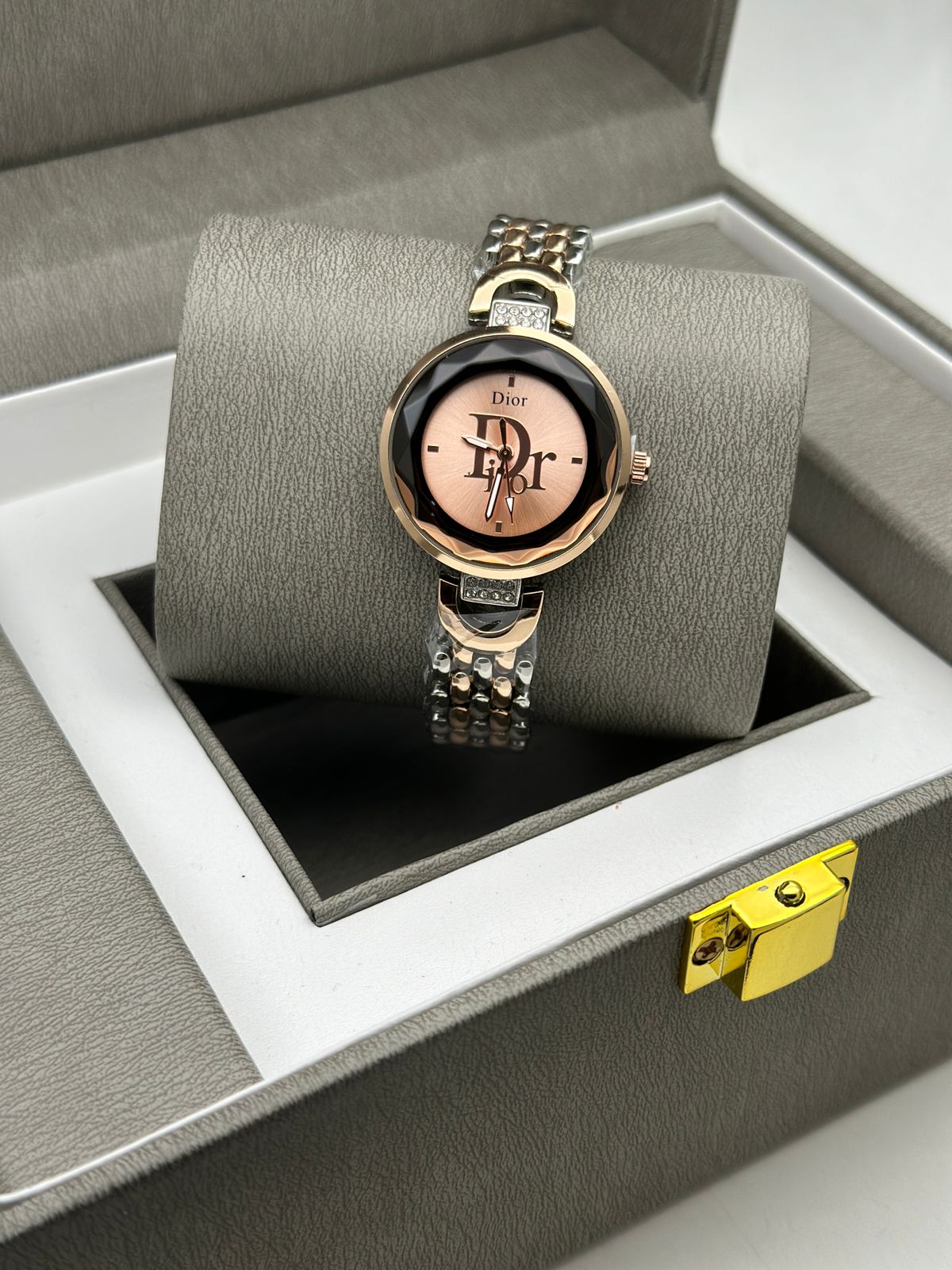 Fancy Party Wear Dior Watch Wholesale Price In Surat
